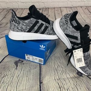 NWT Adidas Swift Run Men’s Black and White Shoes